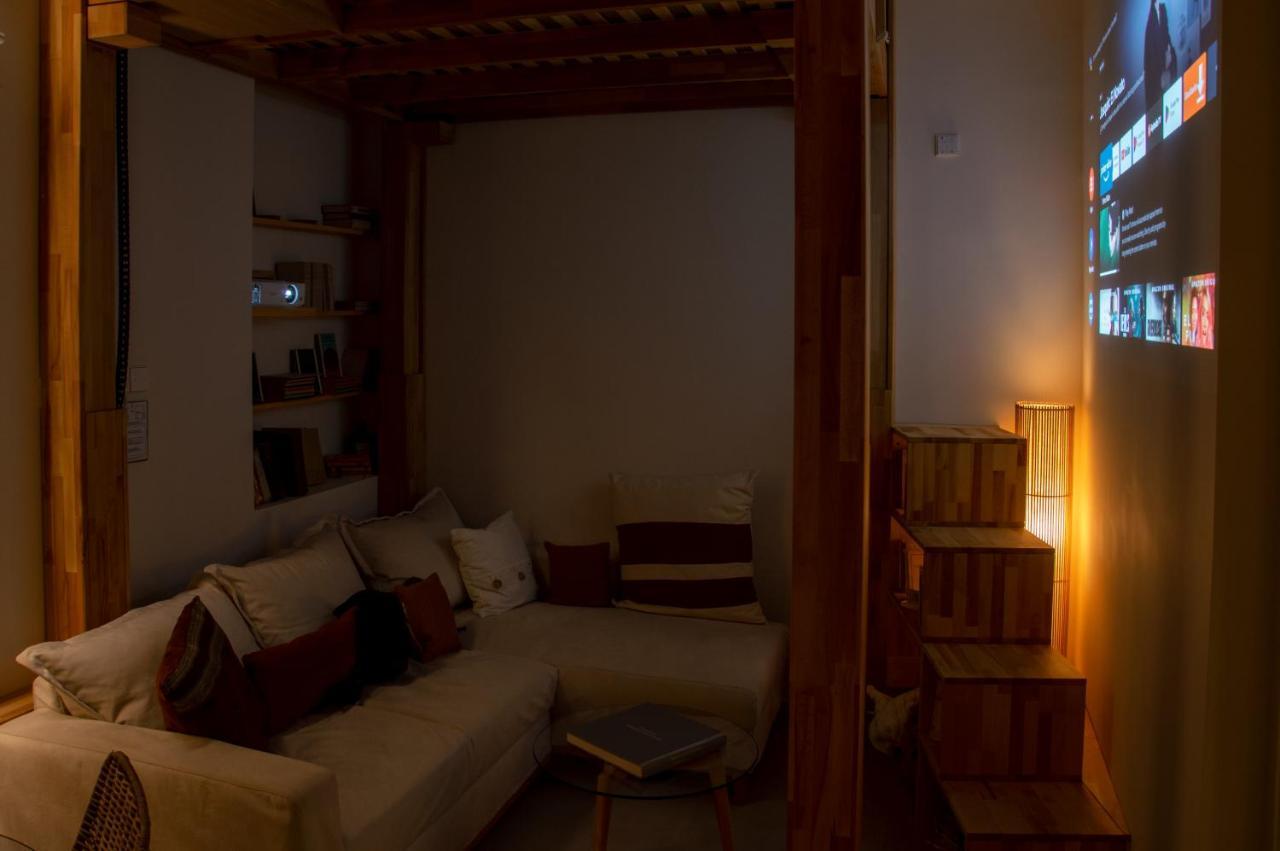4 Bears Studios Madrid Bagian luar foto