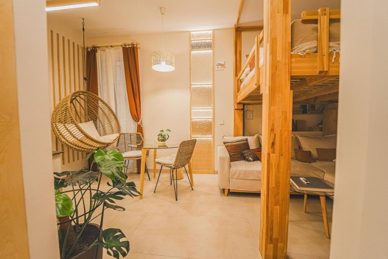4 Bears Studios Madrid Bagian luar foto