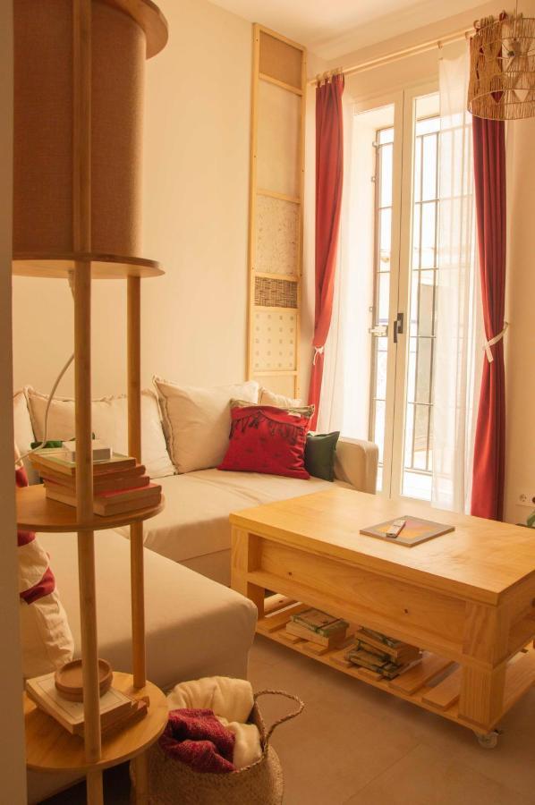 4 Bears Studios Madrid Bagian luar foto